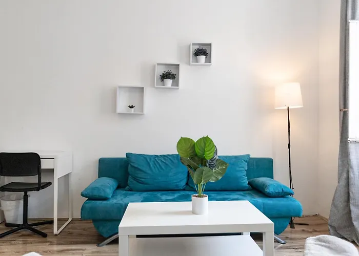 Affordable 2Br Apt- Connected To The Whole City