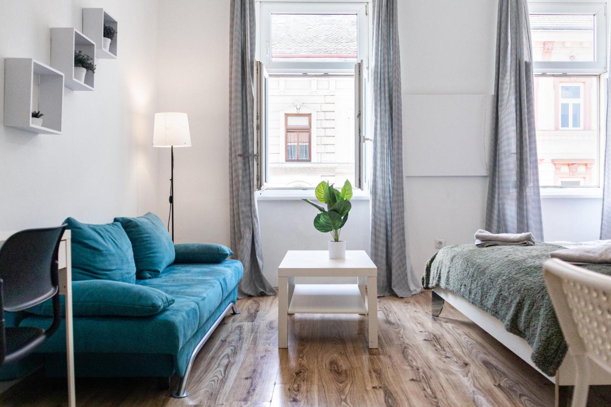 Apartment Affordable 2br Apt- Connected To The Whole Wien